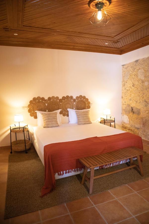 Bed and Breakfast O Pombal Alcanena Exterior foto