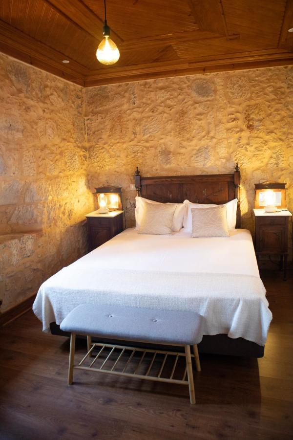 Bed and Breakfast O Pombal Alcanena Exterior foto